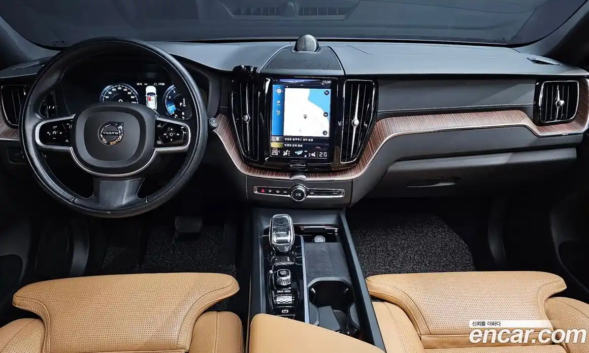 Volvo XC60 2021 2.0 гидро в Москве № 1008986, фото 7