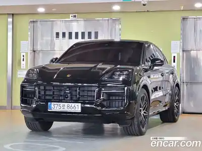 Porsche Cayenne, 2025