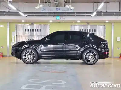 Porsche Cayenne 2025 3.0 гидро в Москве № 1011819, миниатюра 2