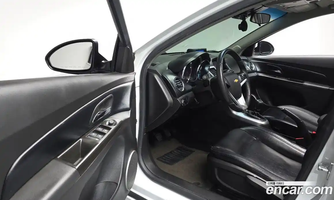 Chevrolet Cruze 2011 2.0 Механическая в Москве № 1012500, фото 11