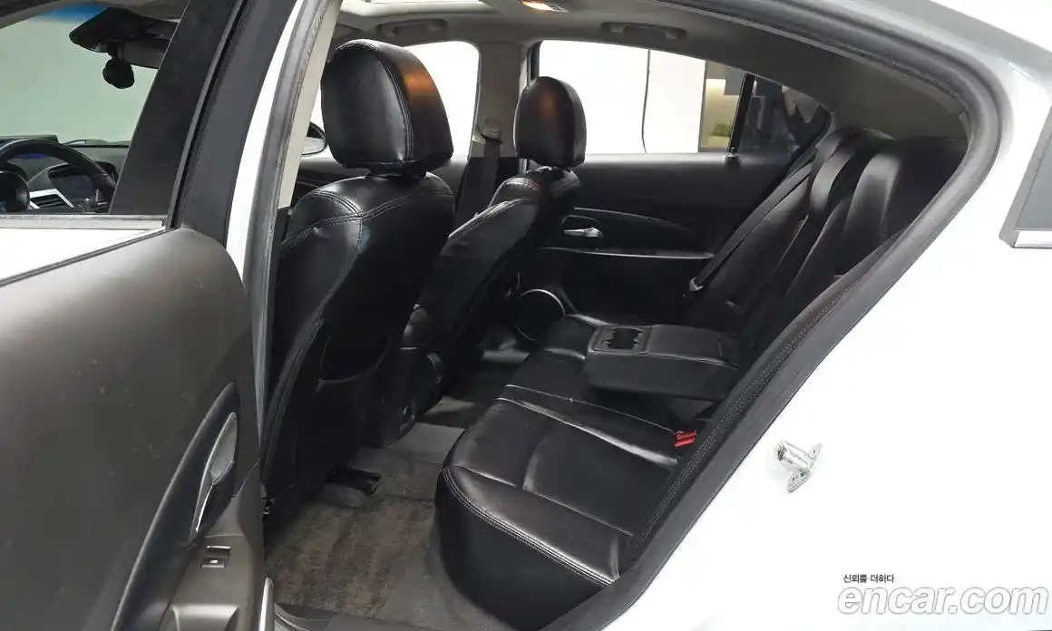 Chevrolet Cruze 2011 2.0 Механическая в Москве № 1012500, фото 12