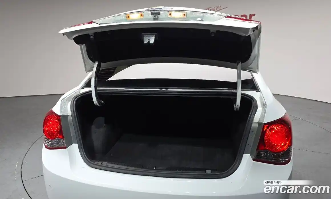 Chevrolet Cruze 2011 2.0 Механическая в Москве № 1012500, фото 20