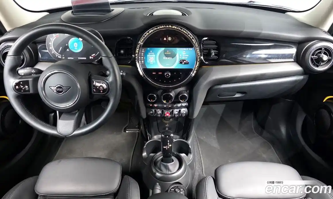 Mini Cooper 2023 1.5 гидро в Москве № 1013793, фото 6