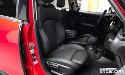 Mini Cooper 2023 1.5 гидро в Москве № 1013793, миниатюра 9