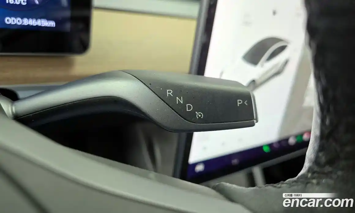 Tesla Model Y 2021 0.2 гидро в Москве № 1014275, фото 9