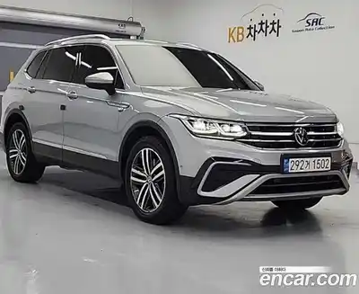 Volkswagen Tiguan 2022 2.0 гидро в Москве № 1014804, миниатюра 4