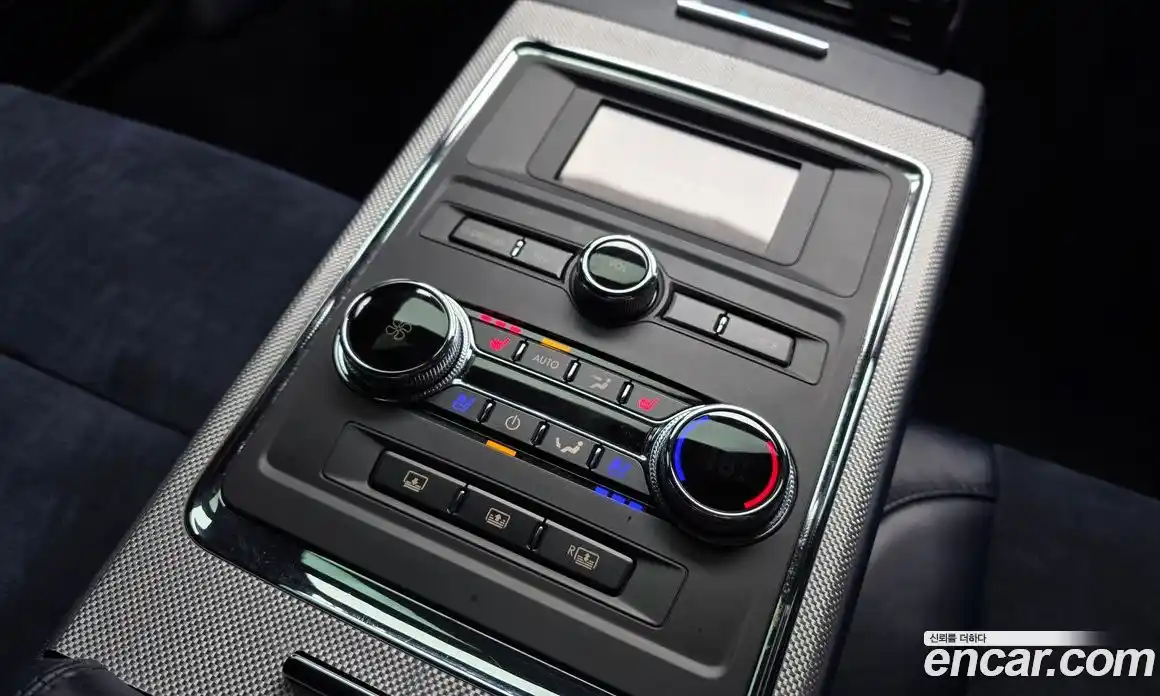 Lincoln Continental 2017 3.0 гидро в Москве № 1018981, фото 19