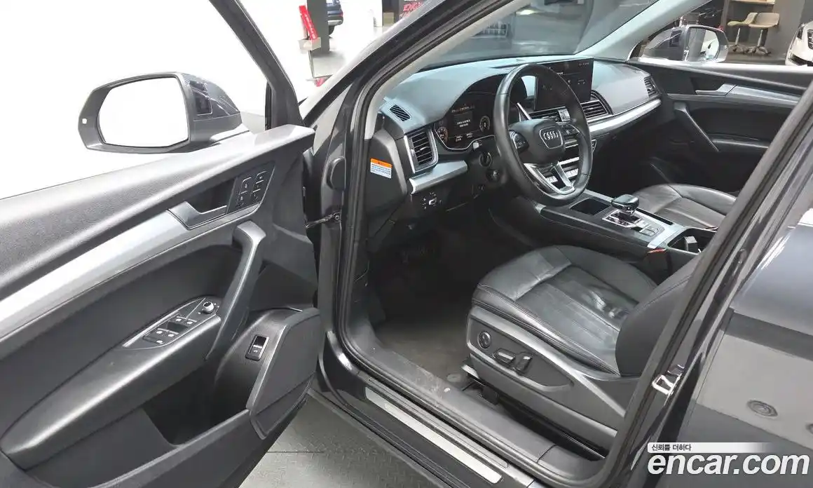 Audi Q5 2021 2.0 гидро в Москве № 136448, фото 11