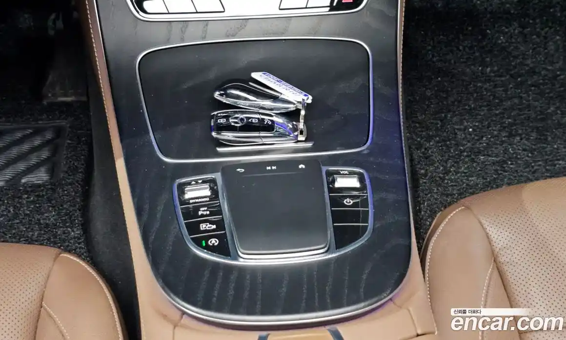 Mercedes-Benz E-Class 2023 2.0 гидро в Москве № 138740, фото 19