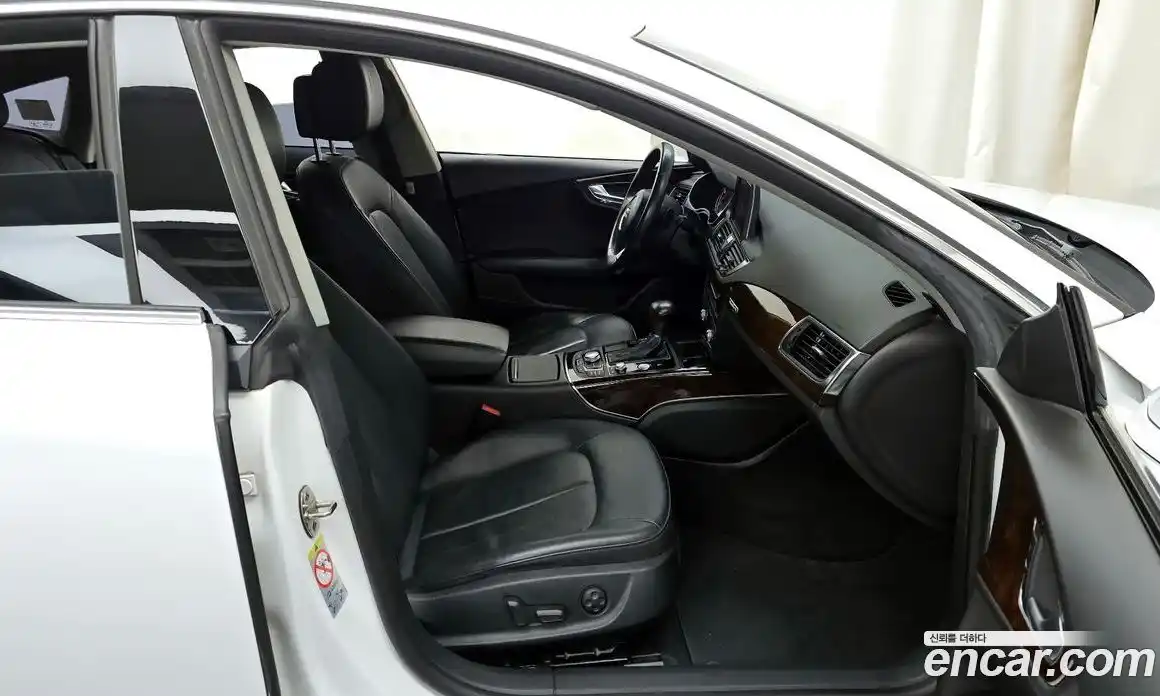 Audi A7 2014 3.0 гидро в Москве № 142404, фото 11
