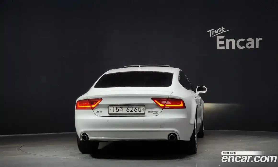 Audi A7 2014 3.0 гидро в Москве № 142404, фото 4