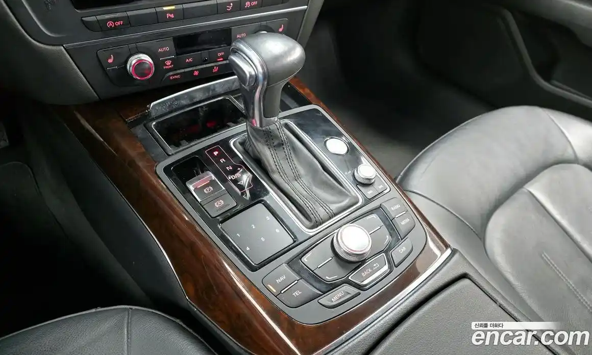 Audi A7 2014 3.0 гидро в Москве № 142404, фото 9