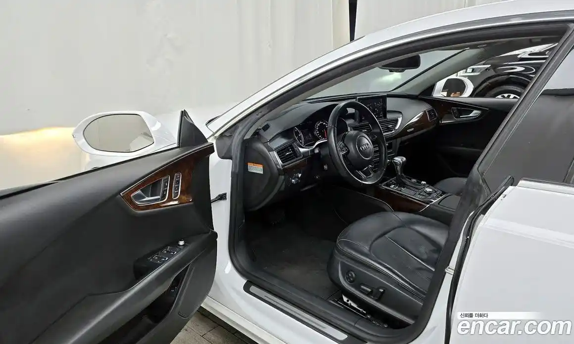 Audi A7 2014 3.0 гидро в Москве № 142404, фото 10