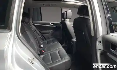 Volkswagen Tiguan 2013 2.0 гидро в Москве № 152545, миниатюра 12