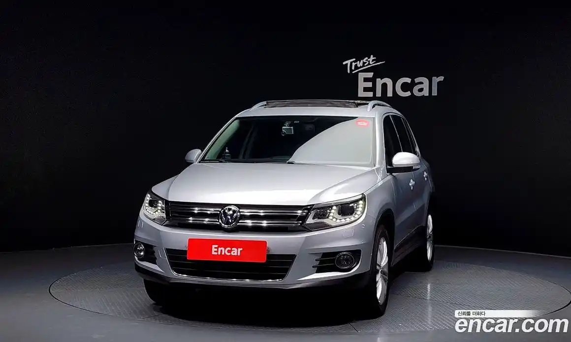 Volkswagen Tiguan 2013 2.0 гидро в Москве № 152545, фото 3