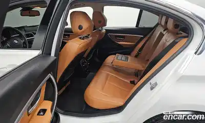 BMW 3-Series 2017 2.0 гидро в Москве № 159287, миниатюра 11