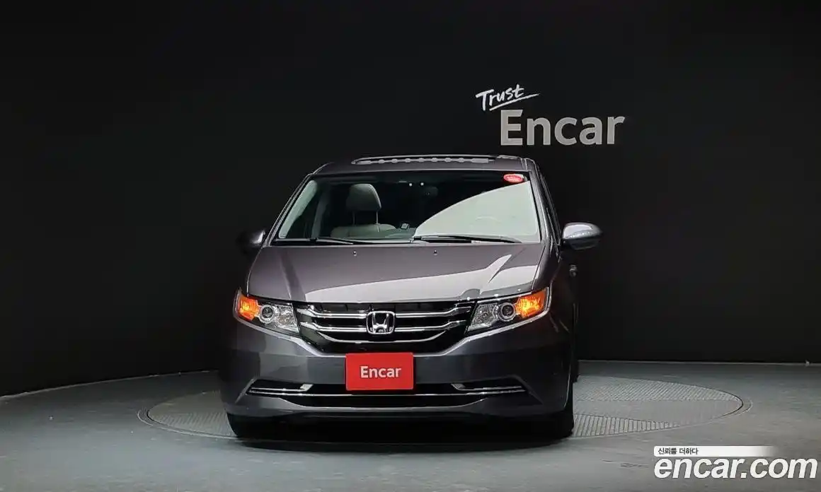 Honda Odyssey 2015 3.5 гидро в Москве № 160327, фото 3