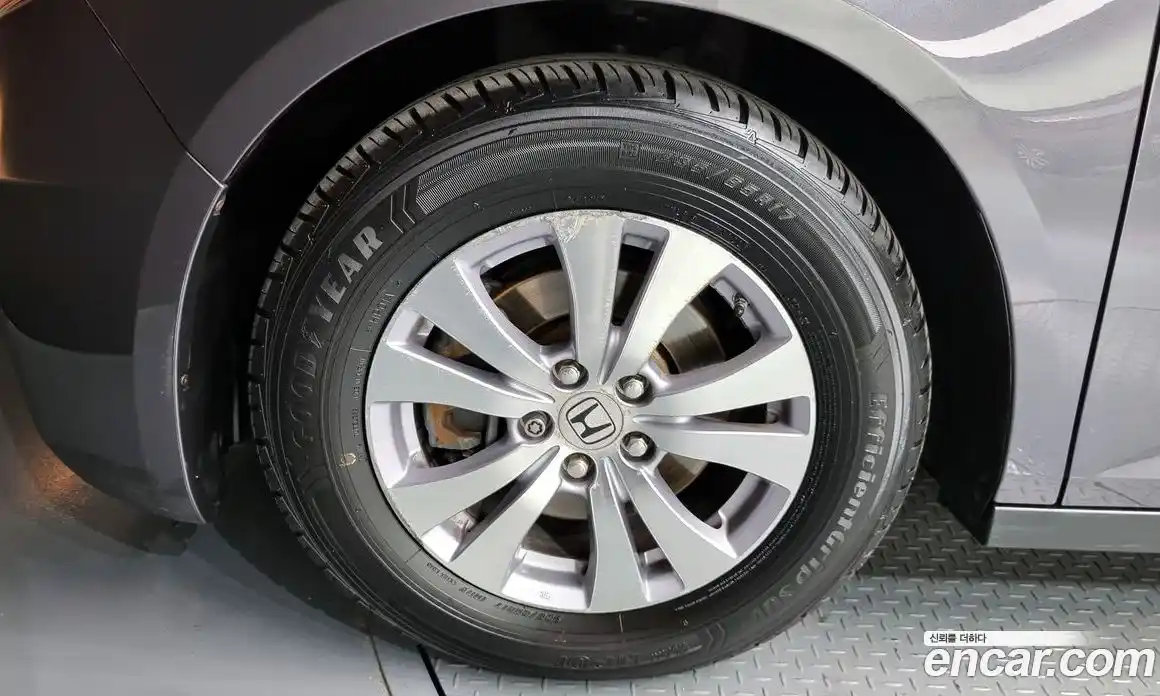Honda Odyssey 2015 3.5 гидро в Москве № 160327, фото 5
