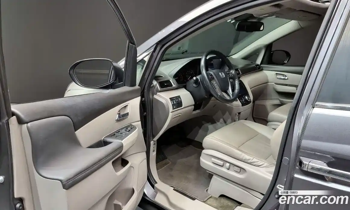 Honda Odyssey 2015 3.5 гидро в Москве № 160327, фото 10