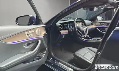 Mercedes-Benz E-Class 2021 2.0 гидро в Москве, миниатюра 10