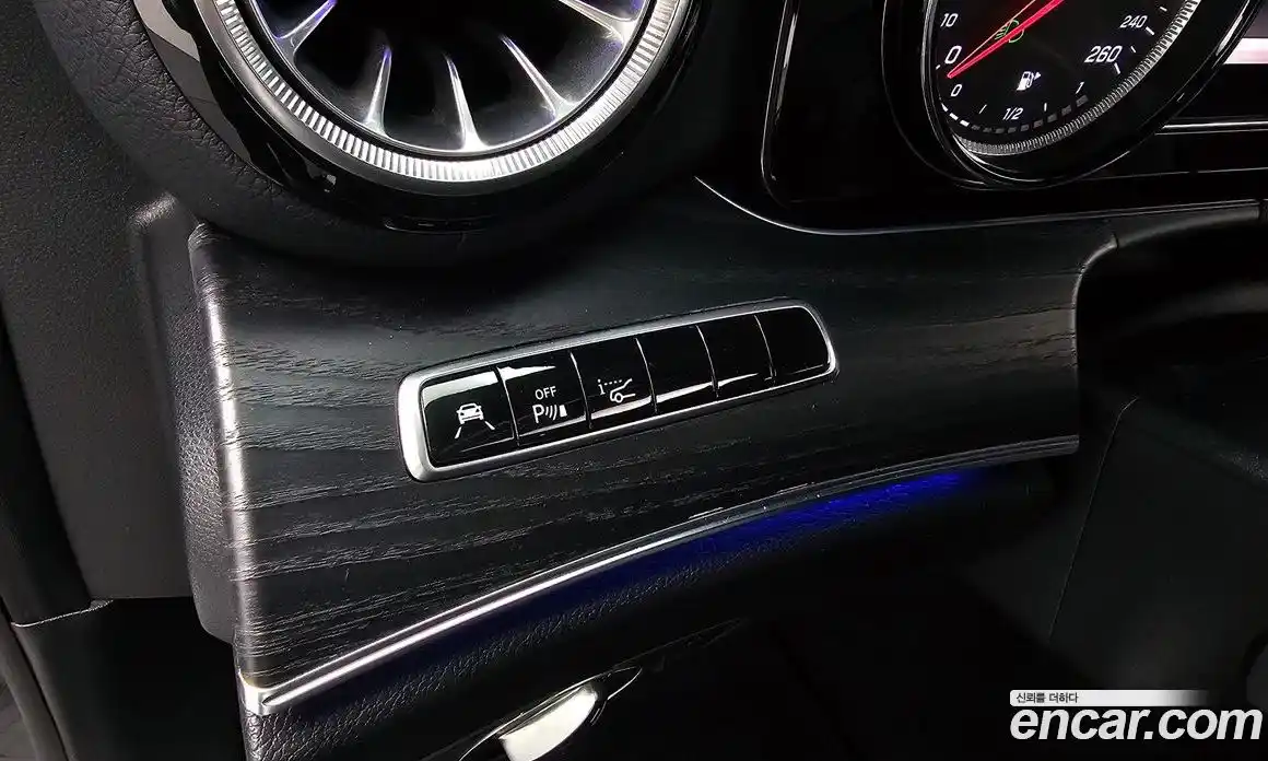 Mercedes-Benz E-Class 2019 1.9 гидро в Москве № 161698, фото 17