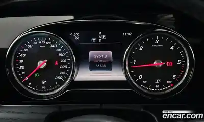 Mercedes-Benz E-Class 2019 1.9 гидро в Москве № 161698, миниатюра 8