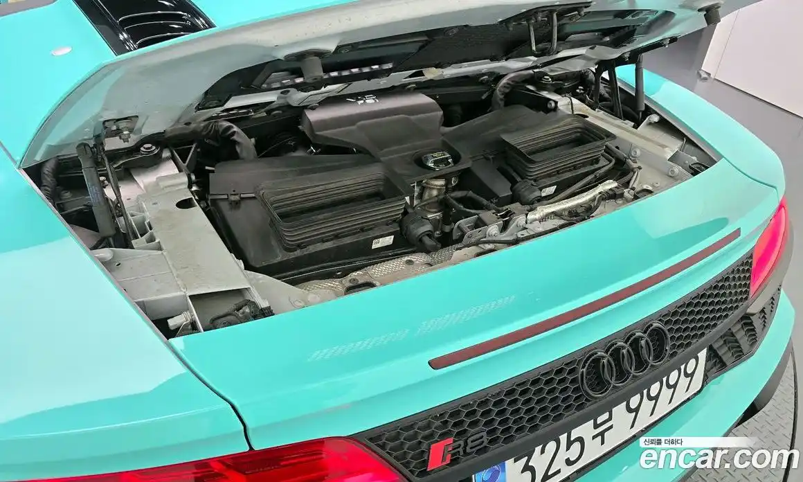 Audi R8 2021 5.2 гидро в Москве № 162497, фото 6