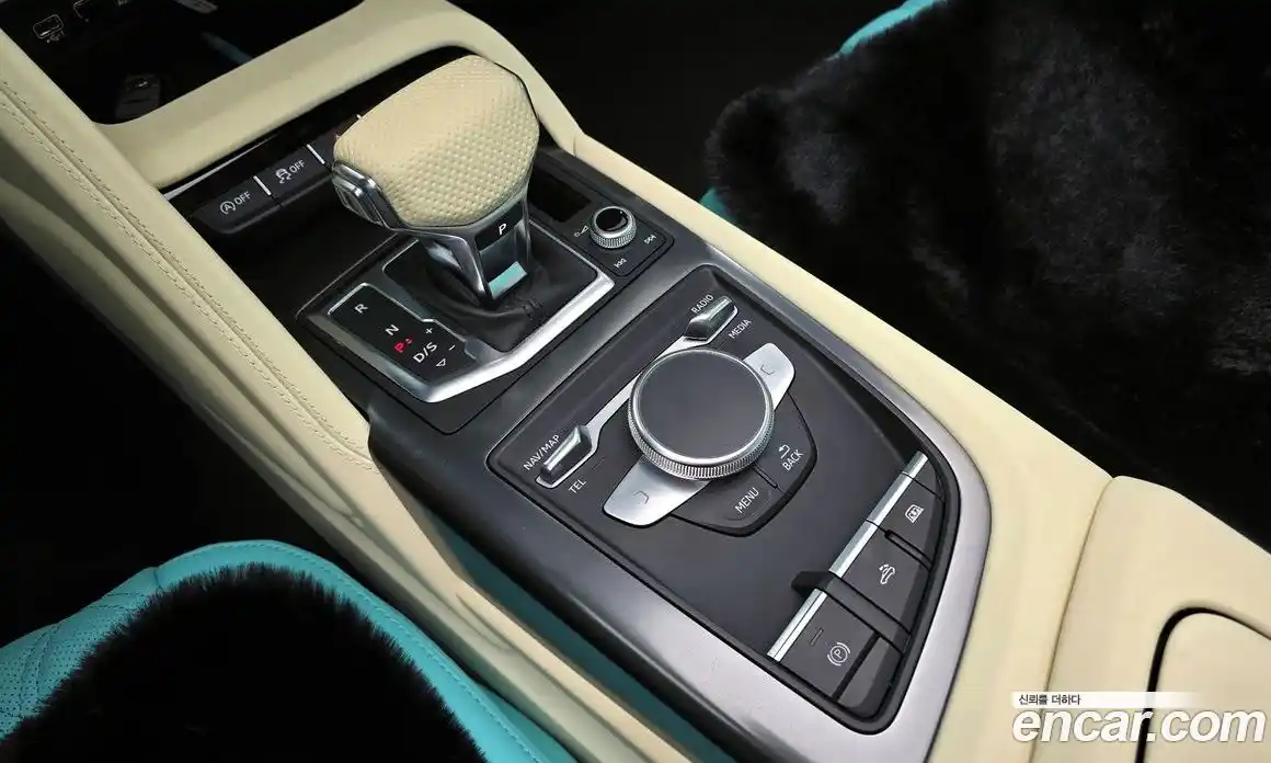 Audi R8 2021 5.2 гидро в Москве № 162497, фото 9
