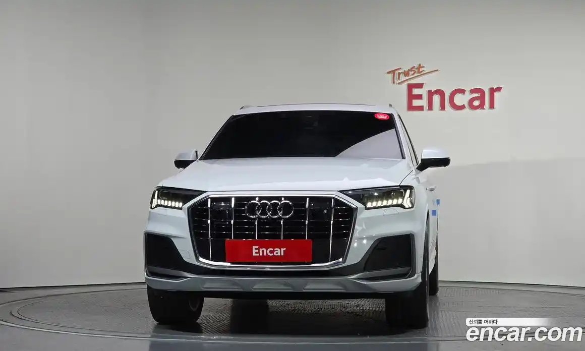 Audi Q7 2022 3.0 гидро в Москве № 163122, фото 3