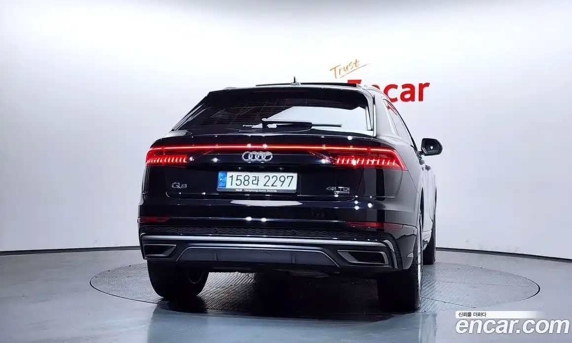 Audi Q8 2021 3.0 гидро в Москве № 163229, фото 4