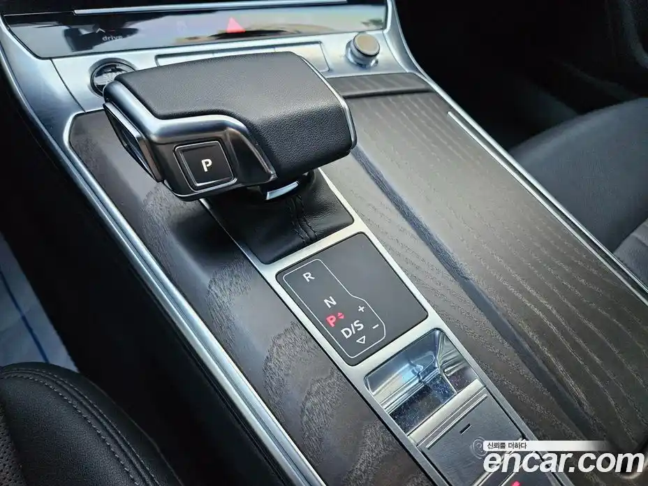 Audi A6 2022 2.0 гидро, фото 9