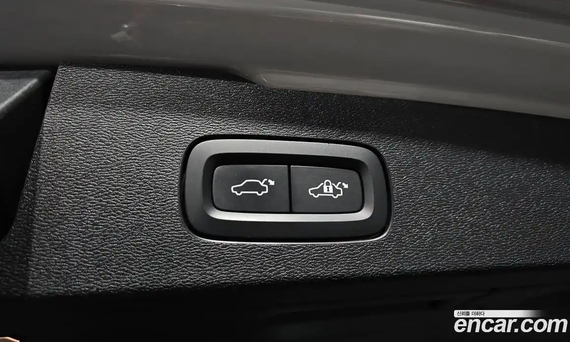 Volvo V60 2023 2.0 гидро в Москве № 164263, фото 20