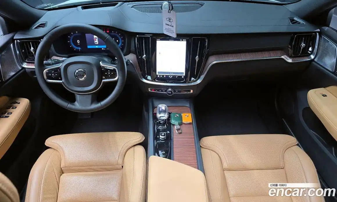 Volvo V60 2023 2.0 гидро в Москве № 164263, фото 7