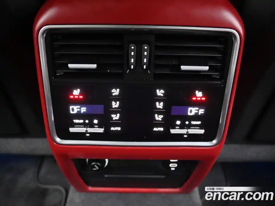 Porsche Cayenne 2023 3.0 гидро в Москве № 165739, фото 16