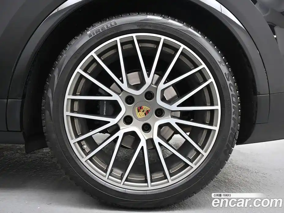 Porsche Cayenne 2023 3.0 гидро в Москве № 165739, фото 5