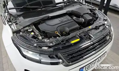 Land Rover Range-Rover Evoque 2024 2.0 гидро в Москве № 166055, миниатюра 6