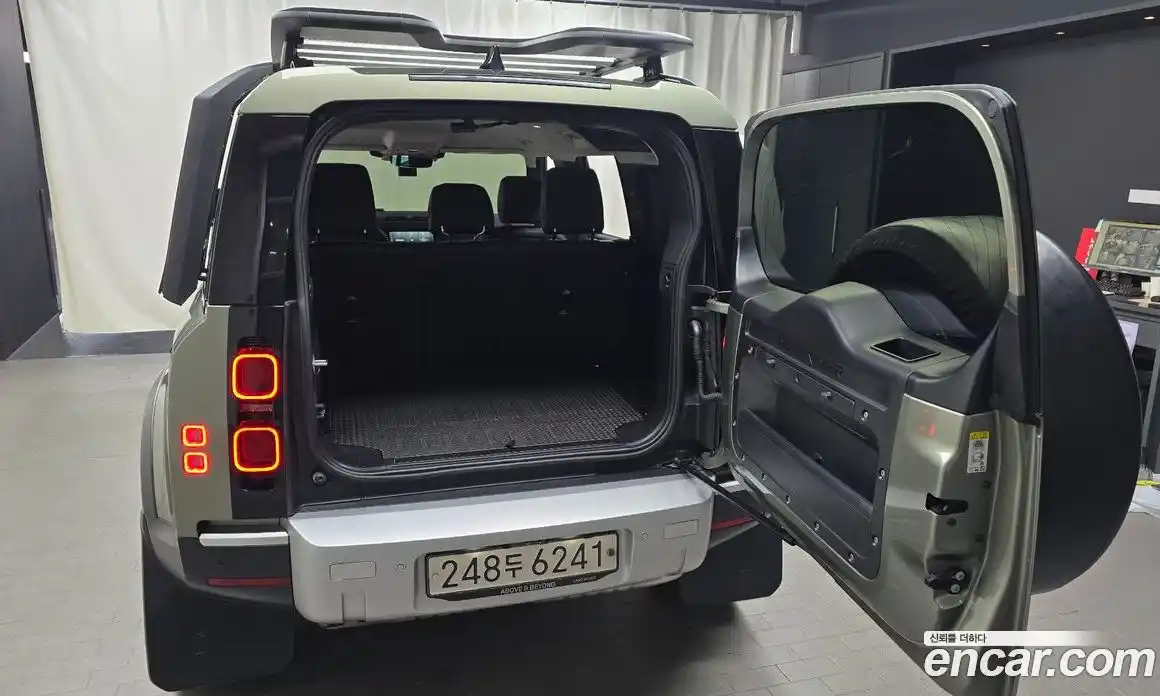 Land Rover Defender 2020 2.0 гидро в Москве № 166189, фото 20
