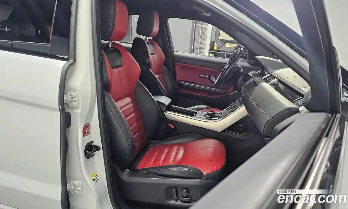 Land Rover Range-Rover Evoque 2017 2.0 гидро в Москве № 166397, фото 10