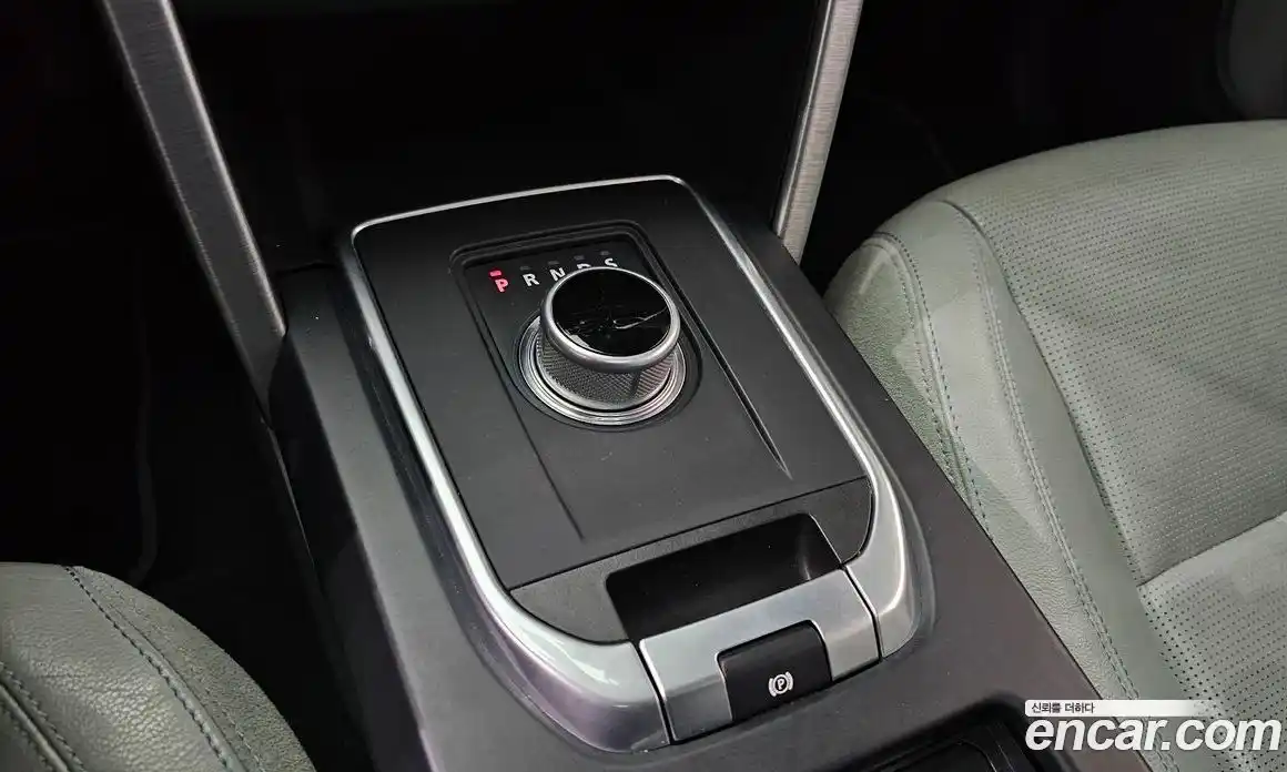 Land Rover Discovery Sport 2016 2.0 гидро в Москве № 166523, фото 9