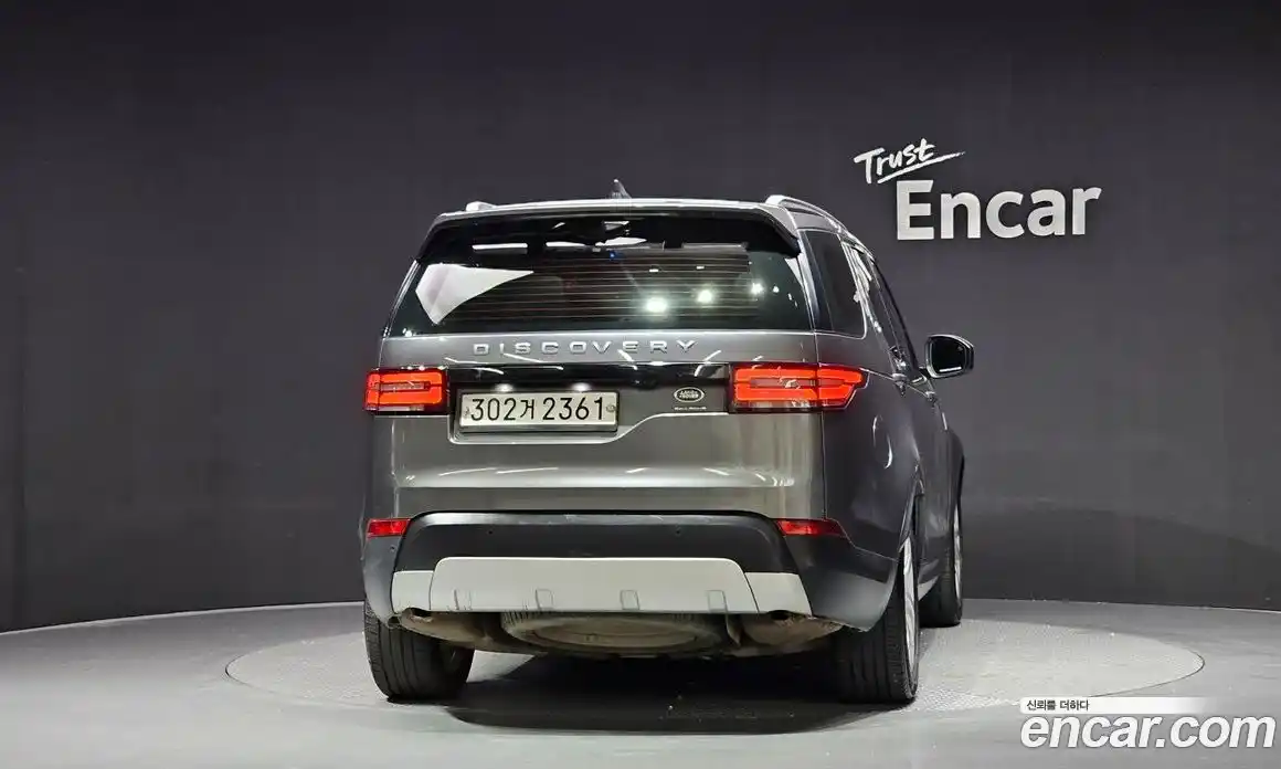 Land Rover Discovery 2018 3.0 гидро в Москве № 166568, фото 4