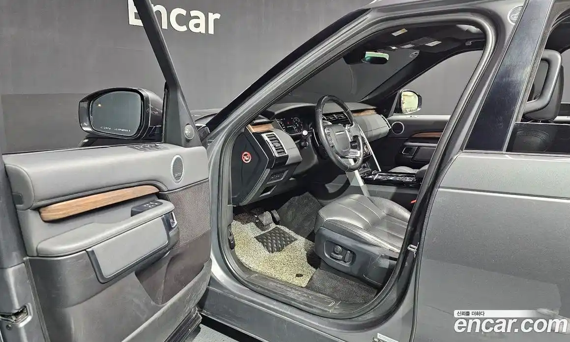 Land Rover Discovery 2018 3.0 гидро в Москве № 166568, фото 10