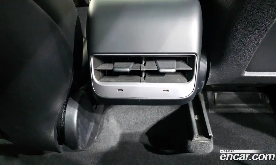 Tesla Model Y 2023 0.2 гидро в Москве № 167624, фото 19