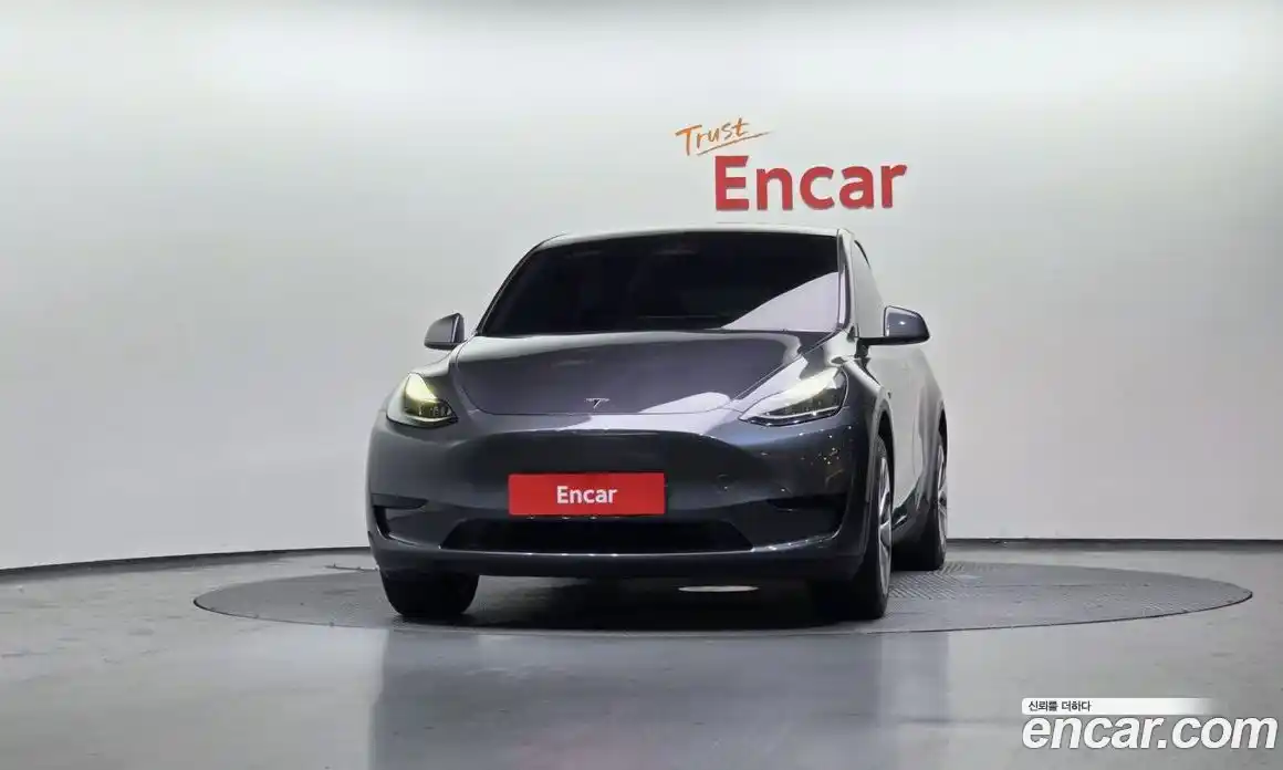 Tesla Model Y 2023 0.2 гидро в Москве № 167624, фото 3