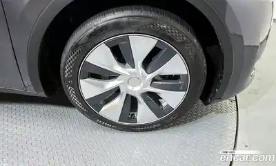 Tesla Model Y 2023 0.2 гидро в Москве № 167624, миниатюра 5