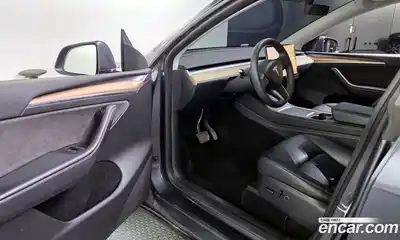 Tesla Model Y 2023 0.2 гидро в Москве № 167624, миниатюра 10