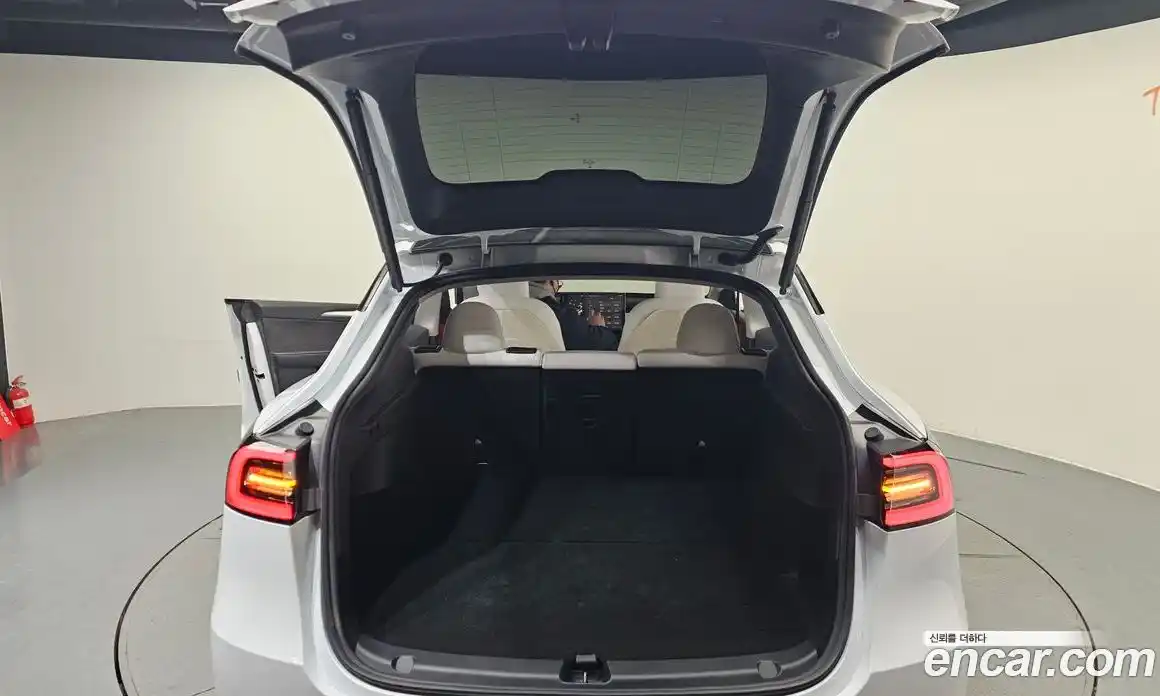 Tesla Model Y 2024 0.2 гидро в Москве № 167645, фото 20