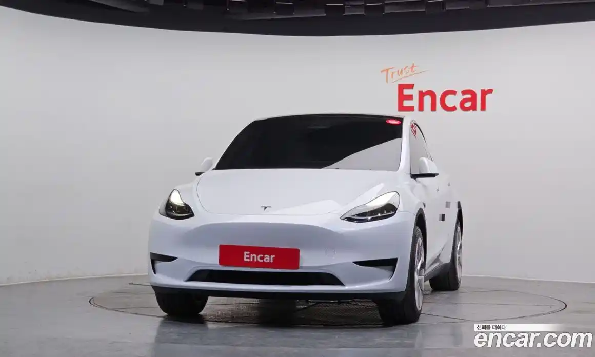 Tesla Model Y 2024 0.2 гидро в Москве № 167645, фото 3