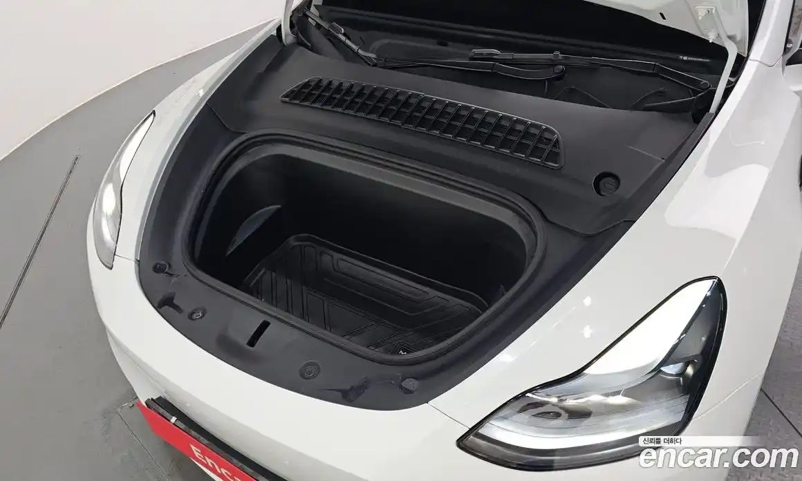 Tesla Model Y 2024 0.2 гидро в Москве № 167645, фото 6