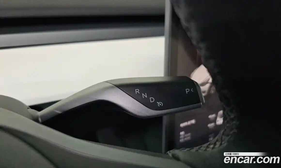 Tesla Model Y 2024 0.2 гидро в Москве № 167645, фото 9