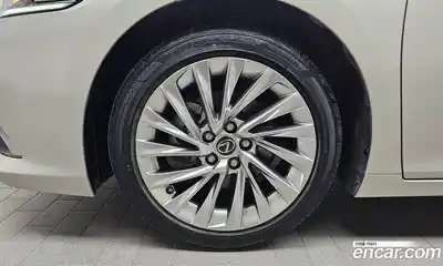 Lexus ES 2020 2.5 гидро в Москве № 168079, миниатюра 5